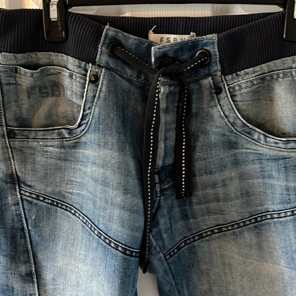 Men’s FSBN jeans - Picture 3 of 5